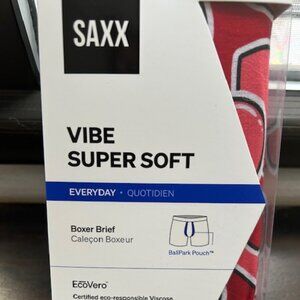 BRAND NEW IN BOX WITH TAG MEN'S SUPER SOFT SAXX BOXER SHORTS